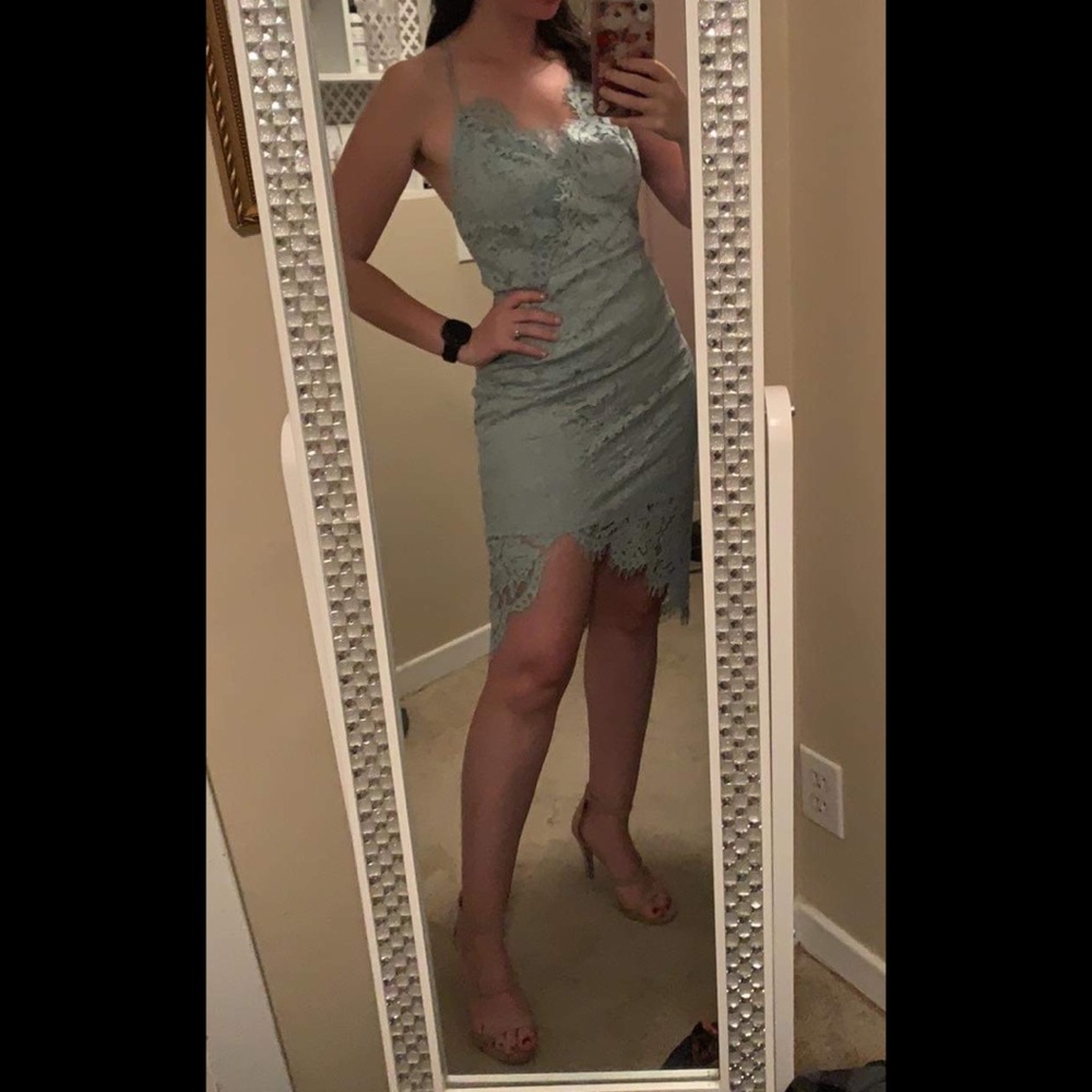 Lace bodycon dress